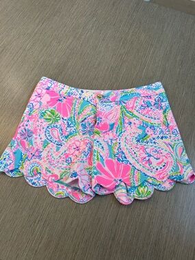 Lilly Pulitzer Pink Multi Floral Scalloped High-Waist Shorts